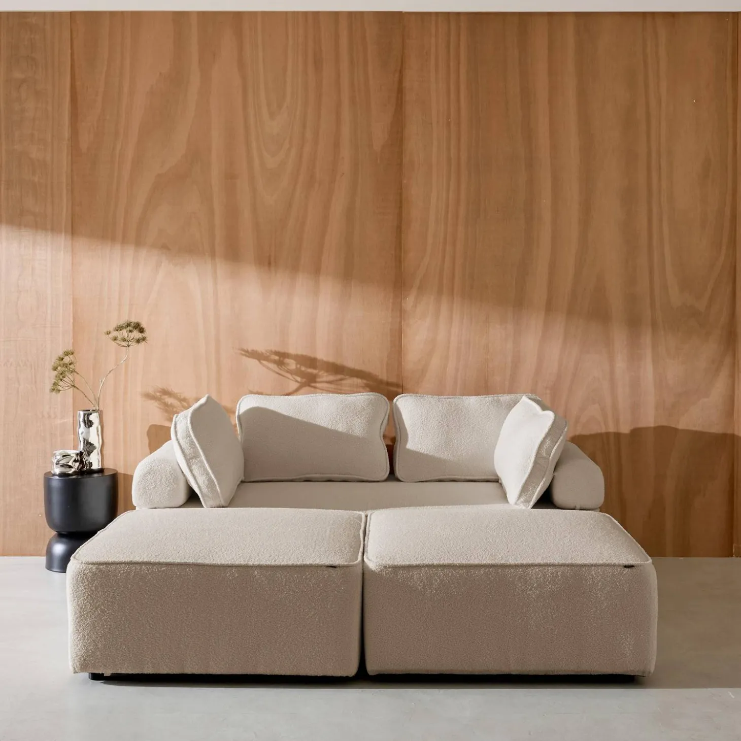 2-Sitzer Sofa und 2 Sessel mit Bouclé-Bezug für ein modulares Sofa
