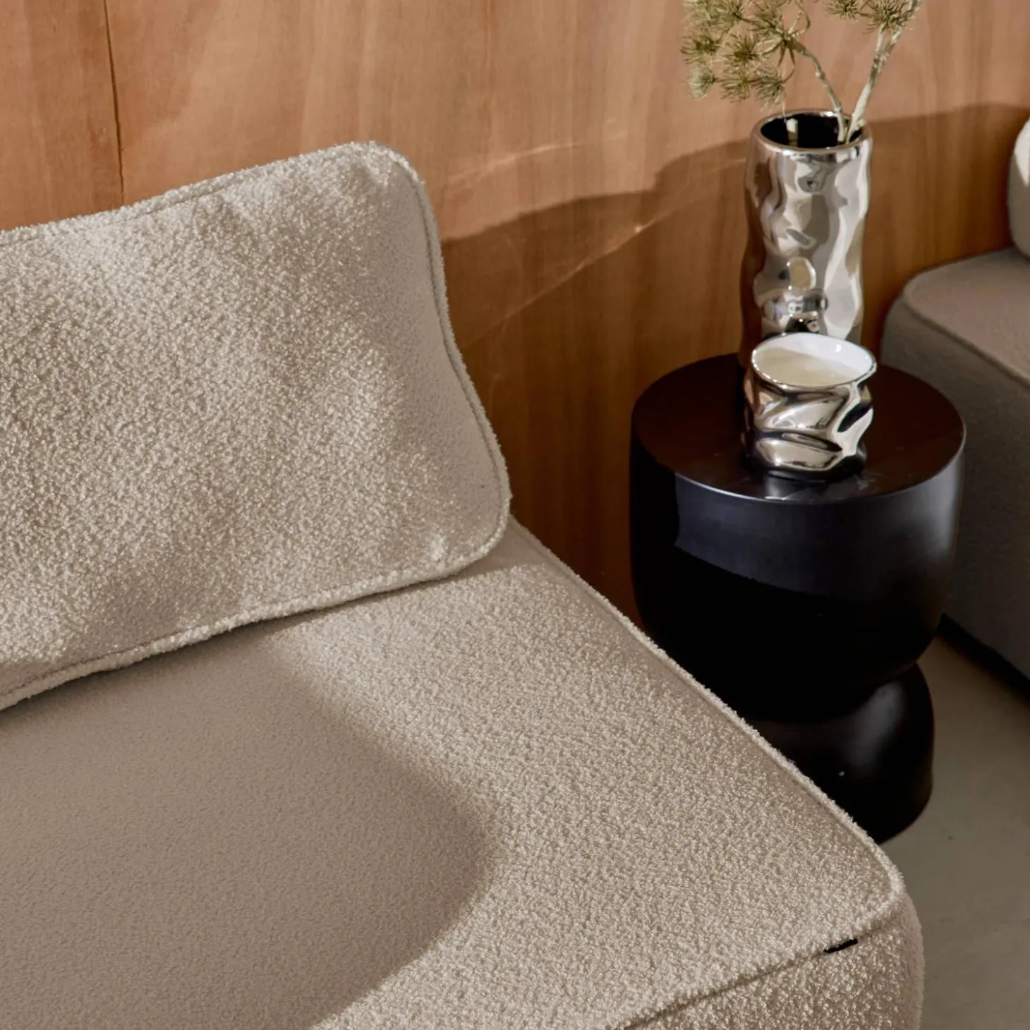 2-Sitzer Sofa und 2 Sessel mit Bouclé-Bezug für ein modulares Sofa