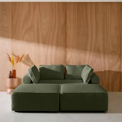2-Sitzer Sofa und 2 Sessel mit Bouclé-Bezug für ein modulares Sofa