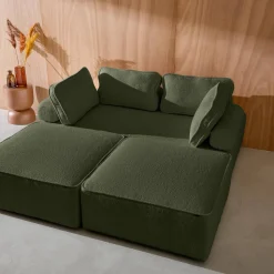 2-Sitzer Sofa und 2 Sessel mit Bouclé-Bezug für ein modulares Sofa