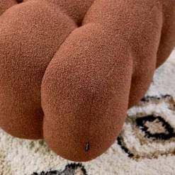 Sitzhocker Fußhocker mit strukturiertem Bouclébezug für 2-Sitzer Sofa Leon