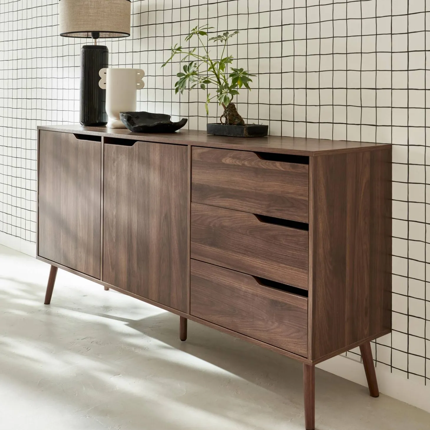 Skandinavisches Sideboard mit 2 Türen 160 cm