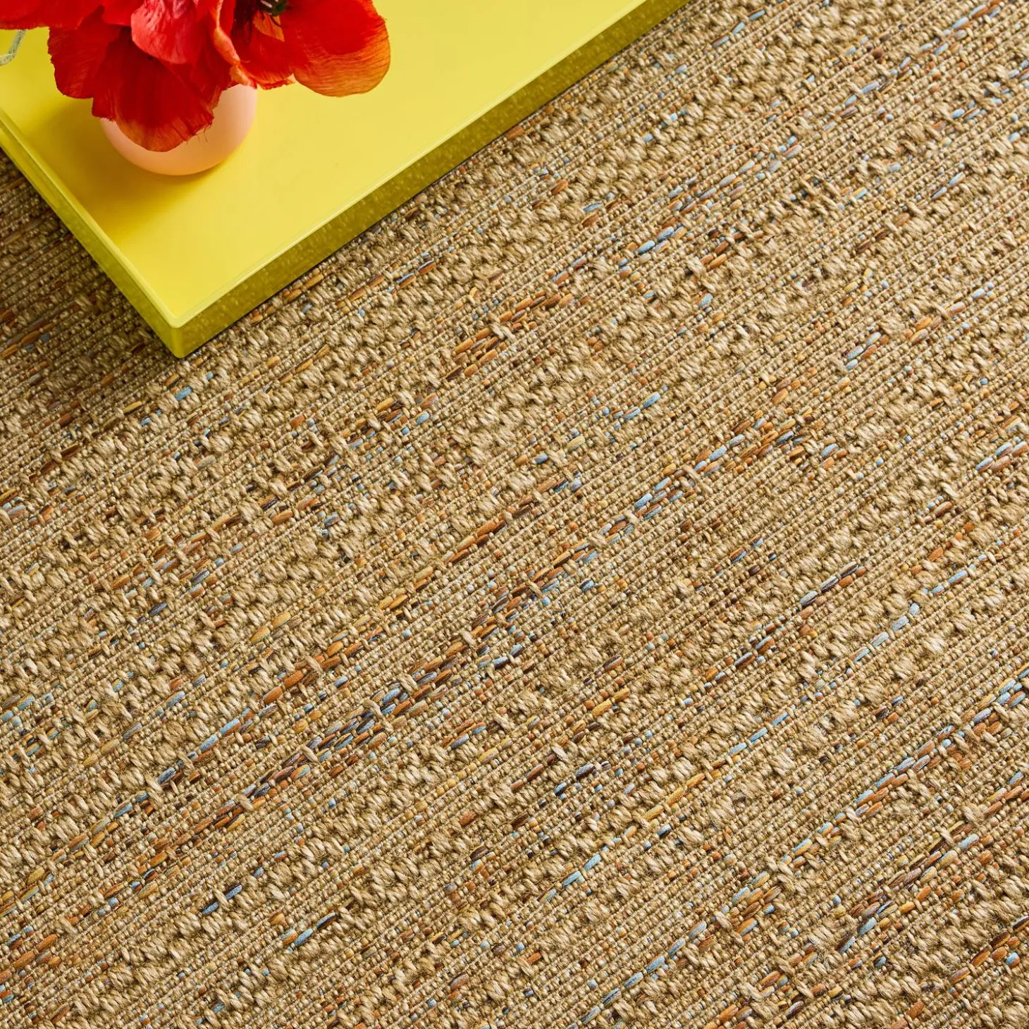 Teppich innen/außen mit hellem Jute-Look