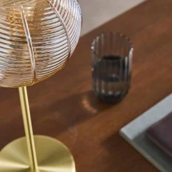 Tischlampe aus Metall und Glas für drinnen Ø 20 cm