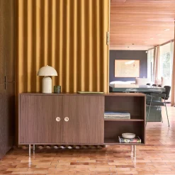 Vintage-Sideboard mit Holzdekor und Edelstahl, 2 Türen, 150cm